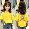 Camiseta de manga larga a rayas para niña, nueva colección de otoño 2026, top de algodón puro para bebés, camiseta interior infantil para otoño