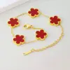 Pulseira de Aço Titânio Popular de Flor de Cinco Folhas Transfronteiriça, Dupla Face, para Mulheres, Joia Versátil e na Moda, Fashion, de Alto Padrão e Luxo Leve