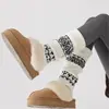 Polainas de Punto Fair Isle para Mujer, Otoño/Invierno 2025 Nuevas Calcetines Largos de Tubo Gris Vintage, Adecuados para Usar con Botas de Nieve, Engrosados para Calidez