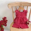 Conjunto a Cuadros con Mangas Voladas para Niñas, Estilo Nuevo 2026 Verano, Atuendo Elegante de Dos Piezas para Niñas Pequeñas, Ropa de Verano