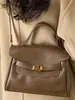 Bolso Tote Retro de Gran Capacidad para Viajes Diarios de Mujer 2025 Invierno Nuevo Estilo Casual de Alto Valor Bolso de Hombro Cruzado
