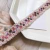 Venta al por mayor de zapatos y sombreros de estilo pequeño, tejidos en rosa, para otoño e invierno, con fragantes tiras decorativas de encaje DIY.