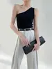 Regata de Tricô Irregular com Ombro Inclinado Design Interno Nicho Moda Ombro Caído Slim Curta Verão