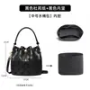 Apenas a Bolsa Interna Está Incluída - Bolsa Externa Não IncluídaBolsa Saco Tory Burch Tb Monograma Papel Dupont Mini Tamanho Médio Bolsa de Armazenamento