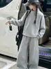 Colección de otoño: nuevo atuendo casual para niñas, que incluye una blusa de cuello alto y pantalones casuales, un conjunto deportivo de dos piezas para niños