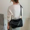 Bolso de Hombro Retro de Cuero Suave para Mujer Gran Capacidad Textura de Viaje Bolso Mensajero Nuevo Estilo Otoño/Invierno 2026 Bolso Cruzado