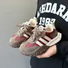 Zapatos Deportivos Infantiles 2025 Primavera y Otoño Nuevo Estilo Zapatos Casuales de Correr de Cuero Suave para Niños Zapatos Cómodos para Bebés Niñas