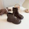 Botas Femininas da Moda Outono e Inverno Novo Estilo Botas de Couro Camurça Plus Botas Curtas Estilo Britânico para Meninas Sola Macia Botas Clássicas