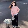 Conjunto de Calça Casual Patchwork Xadrez Retro com Capuz Patchwork Color Block Listrado Versátil para Menina Animada e Energética Tendência
