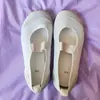 Zapatos de Interior para Jardín de Infancia Canasta de Graduación Defectuosa para Niños Zapatos de Lona Blancos para Adultos de Una Pierna para Interior