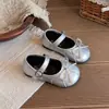Zapatos de Princesa de Moda Versátiles con Lazo para Niñas, Nuevos para Primavera y Otoño 2026, Suela Suave, Zapatos Bajos Cómodos