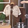 Roupas infantis para meninos 2024 inverno nova versão coreana de jaqueta acolchoada de algodão colete terno infantil calças casuais terno de três peças da moda maré