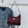 Bolso de Hombro Acolchado con Cadena Mate de Color Contrastante 2025 Nuevo Estilo Simple de Viaje Moda Europea y Americana Bolso Cruzado de Axila Bolso de Mujer