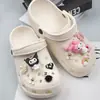 Accesorios Zapatos de Agujeros Jamón Zapatos de Cerdo Flor Hebilla de Zapato Dibujos Animados Buzz Lightyear Gato Ratón Merle DI Accesorios Florales para Zapatos Nuevo