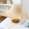 Novo Chapéu de Palha Pequeno Fresco Estilo Francês 2025 para Mulheres Estilo Férias na Praia à Beira-Mar de Verão Chapéu de Sol de Aba Larga Chapéu de Sol
