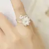 Anillo Abierto de Loto de Buena Suerte Estilo Chino para Mujer, Anillo Versátil de Plata con un Toque Exclusivo de Nicho, Nuevo Anillo Floral de Dedo Índice Estilo Chino