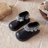 Botas de cuero para niñas estilo coreano, botines Chelsea infantiles de otoño, botines sencillos estilo princesa con ribete de encaje, zapatos de bebé, botines