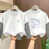 Nova Camiseta de Manga Longa 100% Algodão para Meninas Primavera/Outono 2026 Patchwork Listrado Moda Falsa Duas Peças para Crianças Médias e Grandes