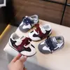 Zapatos para caminar de bebé, modelos de primavera y otoño, zapatillas de suela blanda para bebés niños y niñas, zapatos Cortez para niños, zapatos de cuero transpirables