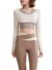 Traje de ropa de yoga de manga larga de dos piezas falsas, sujetador sin costuras, costuras en color contrastante, traje deportivo, ropa de entrenamiento para Pilates