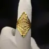 Anillo de Oro Aluvial para Mujer que No Se Desvanecerá por Mucho Tiempo, Diseño de Nicho de Alta Gama Abierto, Accesorios Exagerados Retro Imitación Oro, Producto Nuevo