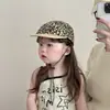 Gorras Infantiles Estilo Coreano Modernas con Estampado de Leopardo Gorra de Béisbol para Niños y Niñas Gorra Moderna de Protección Solar para Uso al Aire Libre