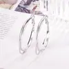 Brincos Argola Redondos de Camada Dupla Estilo Indiferente para Mulheres, Adequados para o Verão, Argolas Lisas, Brincos de Tarraxa, Sensação de Alto Padrão, Faz o Rosto Parecer Menor, Argolas