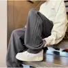 Calça de moletom esportiva versátil da moda para homens 2026 novo estilo retrô americano solta de perna larga calças casuais de perna reta para jovens