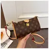 Bolso retro pequeño transfronterizo para mujer, nuevo bolso estampado súper popular para el día a día, bolso versátil y elegante de hombro/cruzado