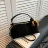 Bolsa Pequena Marrom Maillard Vintage para Mulheres 2026 Nova Outono Inverno Versátil Bolsa Transversal Fashionable Bolsa de Mão Almofada