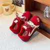 Sapatos para Meninas 2026 Primavera Novo Modelo Tênis Esportivo Infantil Solado Macio Leve Crianças de Tamanho Médio e Grande Velcro Tênis para Meninos