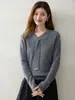 Suéter feminino de malha com decote em V, design de fita, mangas compridas, solto, com temperamento, estilo francês gentil, toque de alta qualidade
