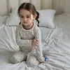Conjunto de Roupa de Casa Sem Costura de Algodão Puro com Lycra Outono/Inverno 2026 para Crianças Meninos Meninas Bebê Blusa de Outono Calças de Outono Conjunto de Pijama