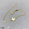 Pendientes de Concha Blanca con Diseño de Trébol de Cuatro Hojas Estilo Nuevo Pequeña Mariposa para Mujer, Pulsera Cadena Clavícula de Lujo Ligero, Regalo Qixi para Novia
