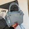 2025 Novo Nicho Vintage Couro Encerado a Óleo Simples Portátil Bolsa Balde Feminina Commuter Combina com Tudo Textura de Alta Qualidade Bolsa Transversal