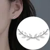 Aretes de botón de hoja de diamante para mujer Plata de ley S925 al por mayor nuevo pequeño rama fresca joyería para oreja estilo de lujo ligero botón para el cartílago de la oreja simple