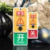 En Stock Acrílico Normalmente Abierto Normalmente Cerrado Placa de Señalización Interruptor Solenoide Válvula de Agua Botón Colgador de Puerta Fabricación de Placas de Señalización Interruptor