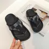 Chinelos Infantis 2026 Verão Estilo da Moda Sandálias Slip-On Fofas para Bebês Meninas Sandálias de Dedo da Moda
