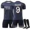 26 Uniforme de Futebol Infantil do Real Madrid Preto Mbappe 7 Vinicius 5 Bellingham 15 Guler 8