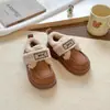 Zapatos de Algodón para Bebé Niña 2025 Botas de Nieve de Invierno Zapatos para Bebé y Niño Pequeño Niñas Estilo Coreano Botines Cortos Zapatos Cálidos con Forro de Felpa