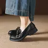 Mocasines Estilo Británico Mujer 2026 Nuevos Suela Gruesa Punta Redonda Zapatos Pequeños de Piel Hebilla Metálica con Lazo Planos Versátiles