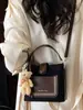 Bolso bandolera retro de nicho estilo coreano para el trabajo y los desplazamientos, que ofrece un ambiente relajado, nueva colección otoño 2026, bolso tipo cubo de alta calidad y moderno