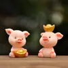 Familia de cerdos de resina de dibujos animados micro paisajismo maceta para suculentas acuario pecera paisaje adornos de decoración para tarta de cerdo