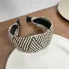 Pinza para el pelo de estilo marrón retorcido, diadema para mujer, todo a juego, para recogido de pelo, parte superior de la cabeza, diadema, Otoño e Invierno 2023, elegante accesorio para recogido de pelo