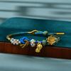 Pulsera Tradicional de Oro Doble Felicidad Flor de Durazno para Mujeres, Tejido a Mano en Nuevo Estilo Étnico Chino, Pulsera de Flor de Durazno Regalo para Mejores Amigas