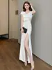 Vestido Formal para Registro, Adecuado para Uso Diario, Cuello en V, Blanco, Petite, Gama Alta, Corte Ajustado, Vestido de Noche con Abertura