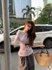 Camiseta de Manga Corta con Hombro Descubierto Estilo Coreano Casual Diseño Niche Único Verano para Mujer Púrpura Ajustada Top de Hombro