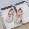 Sapatos de Princesa Infantil 2025 Primavera e Outono Novo Estilo Sapatos de Menina Sola Macia Sapatos de Princesa Sapatos de Cristal para Menininha Sapatos Sociais de Bebê