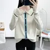 Talla Grande Otoño 2024 Nueva Moda Reductor de Edad Cuello Polo Diseño Tejido Nicho Empalme Solapa Manga Larga Top
