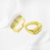 Anéis de Design de Nicho Mais Vendidos em Live-Stream, Anéis Grossos Banhados a Ouro Totalmente Incrustados com Zircônia, Estoque Disponível de Fabricante de Joias